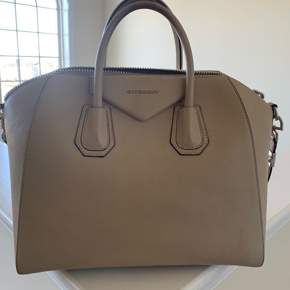100% Authentic Givenchy Antigona Tote